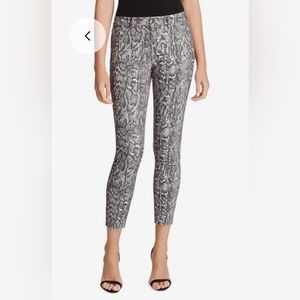 Jessica Simpson | Mid Rise Cropped Skinny Jeans | Snakeskin | 26